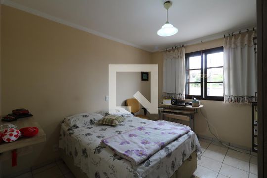 Quarto 1 de casa à venda com 3 quartos, 144m² em Vila Cecília Maria, Santo André