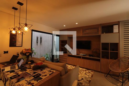 Sala/Cozinha de casa para alugar com 4 quartos, 550m² em Parque São Jorge, São Paulo