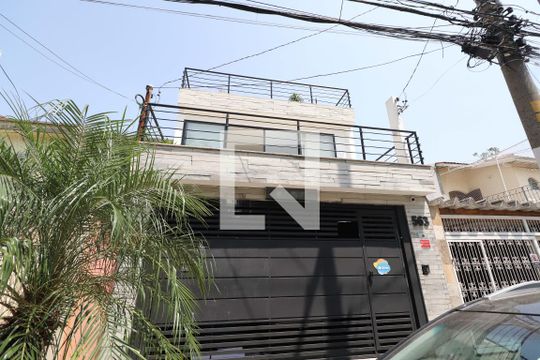 Fachada de casa para alugar com 4 quartos, 550m² em Parque São Jorge, São Paulo