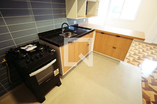 Sala e Cozinha de apartamento para alugar com 2 quartos, 55m² em Aclimação, São Paulo