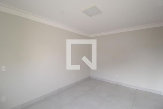 Suite 1 de casa de condomínio para alugar com 4 quartos, 232m² em Granja Marileusa, Uberlândia