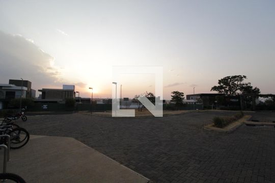 Área comum de casa de condomínio para alugar com 4 quartos, 232m² em Granja Marileusa, Uberlândia