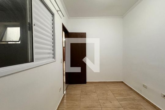 Quarto 1 de apartamento para alugar com 2 quartos, 50m² em Jardim Santo Antônio, Santo André
