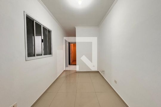 Sala de apartamento para alugar com 2 quartos, 50m² em Jardim Santo Antônio, Santo André