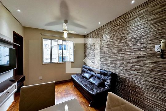 Sala de apartamento para alugar com 1 quarto, 43m² em Alto da Boa Vista, São Paulo