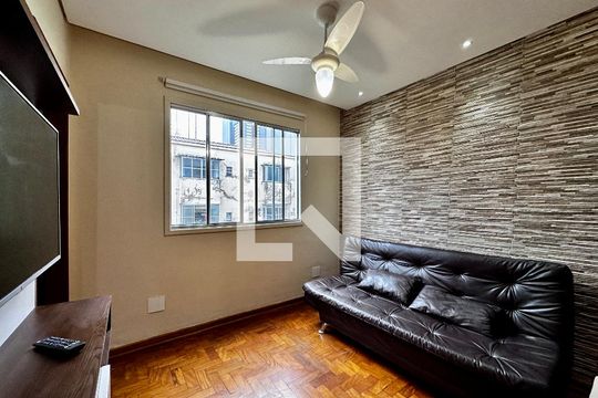 Sala de apartamento para alugar com 1 quarto, 43m² em Alto da Boa Vista, São Paulo