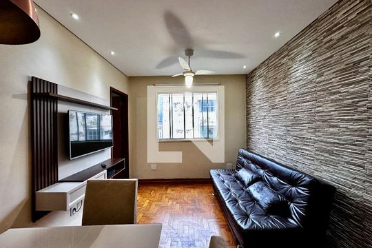 Sala de apartamento para alugar com 1 quarto, 43m² em Alto da Boa Vista, São Paulo