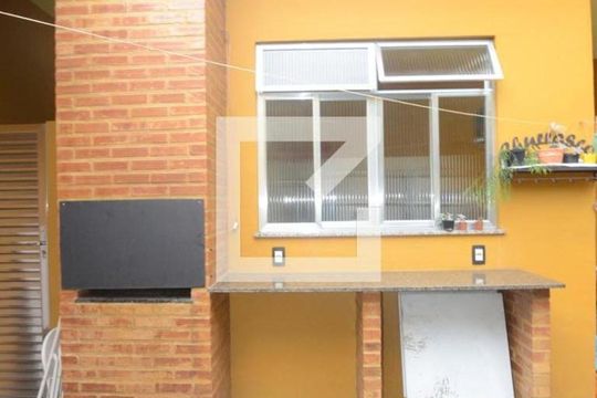 Quintal /Churrasqueira de casa à venda com 3 quartos, 240m² em Vila Kosmos, Rio de Janeiro