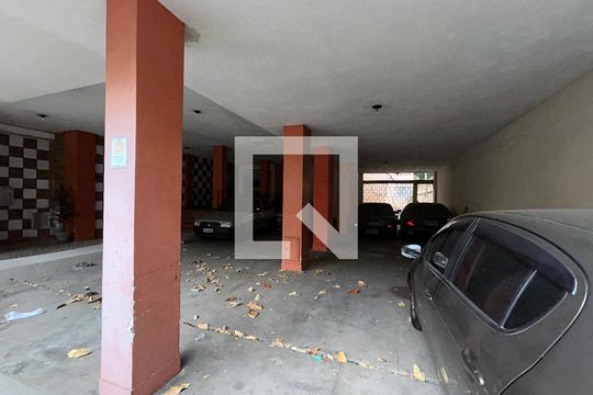 Garagem de apartamento para alugar com 2 quartos, 70m² em Cascadura, Rio de Janeiro