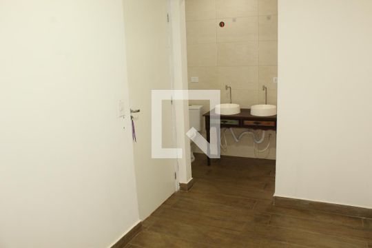 Closet de casa de condomínio para alugar com 3 quartos, 160m² em Chácara Canta Galo, Cotia