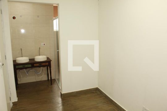 Closet de casa de condomínio para alugar com 3 quartos, 160m² em Chácara Canta Galo, Cotia