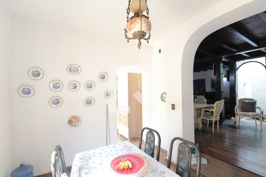 Copa de casa à venda com 5 quartos, 370m² em Santa Monica, Belo Horizonte