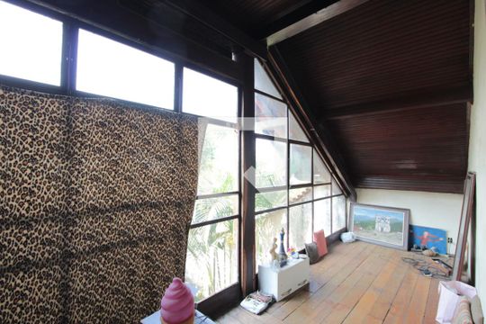 Escritório de casa à venda com 5 quartos, 370m² em Santa Monica, Belo Horizonte