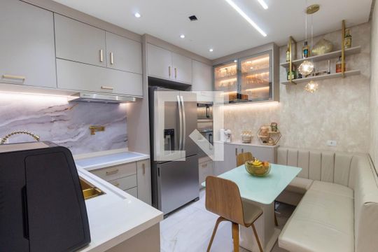 Cozinha de casa de condomínio à venda com 3 quartos, 165m² em Jardim Popular, São Paulo