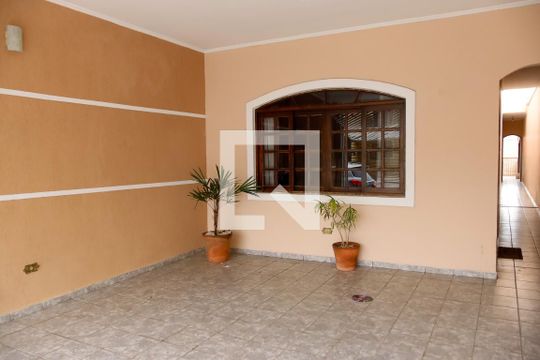 Garagem de casa à venda com 3 quartos, 280m² em Jardim das Flores, Osasco