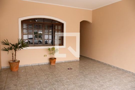 Garagem de casa à venda com 3 quartos, 280m² em Jardim das Flores, Osasco