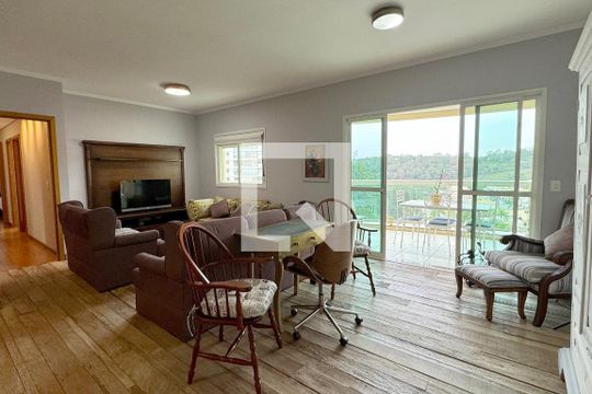 Apartamento para alugar com 3 quartos, 133m² em Tamboré, Santana de Parnaíba
