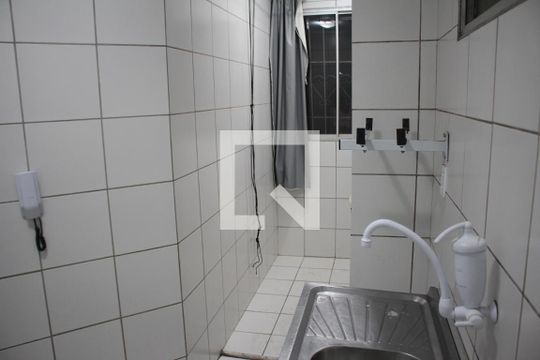 Cozinha de apartamento para alugar com 3 quartos, 60m² em Bairro da Glória, Contagem