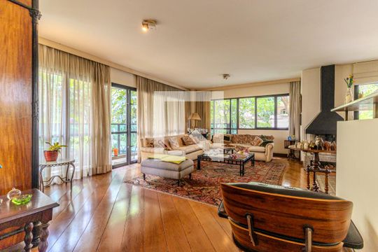 Sala de apartamento à venda com 3 quartos, 220m² em Higienópolis, São Paulo