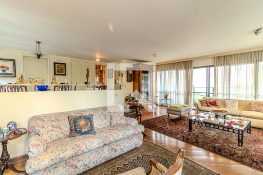 Sala de apartamento à venda com 3 quartos, 220m² em Higienópolis, São Paulo