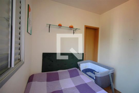 Suite de apartamento à venda com 3 quartos, 60m² em Fernão Dias, Belo Horizonte