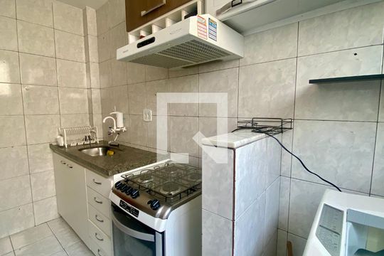 Cozinha de apartamento para alugar com 2 quartos, 72m² em Havaí, Belo Horizonte