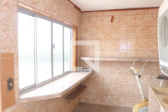 Área de Serviço de casa à venda com 3 quartos, 160m² em Nova Gerti, São Caetano do Sul