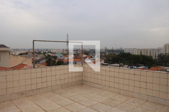 Quintal de casa à venda com 3 quartos, 160m² em Nova Gerti, São Caetano do Sul