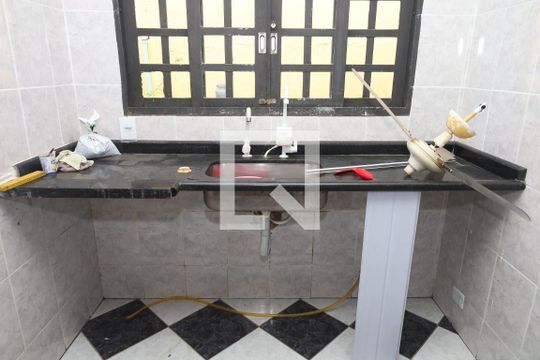 Edícula - Cozinha de casa à venda com 3 quartos, 350m² em Cidade Líder, São Paulo