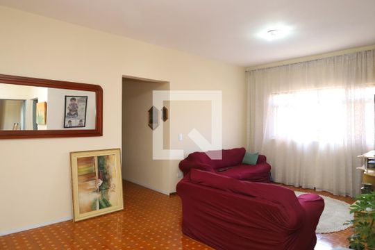 Sala de casa à venda com 3 quartos, 350m² em Cidade Líder, São Paulo
