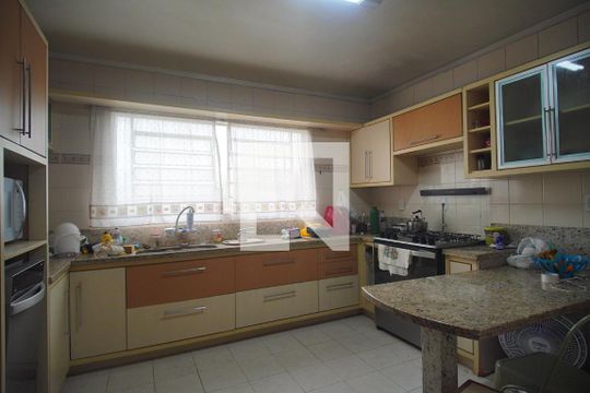Cozinha de casa à venda com 3 quartos, 381m² em Ouro Branco, Novo Hamburgo