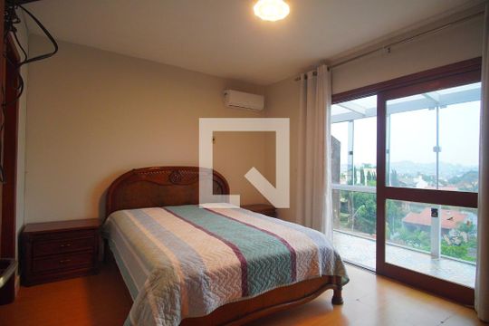 Suíte de casa à venda com 3 quartos, 381m² em Ouro Branco, Novo Hamburgo