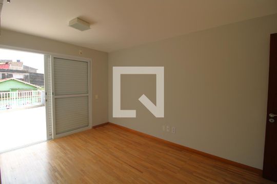Quarto 2 de casa para alugar com 3 quartos, 100m² em Vila Califórnia(zona Sul), São Paulo
