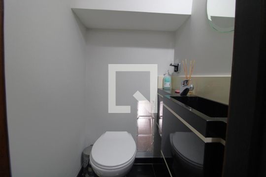 Lavabo de casa para alugar com 3 quartos, 100m² em Vila Califórnia(zona Sul), São Paulo