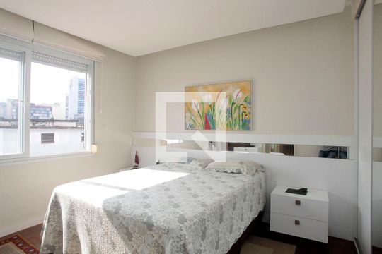 Quarto 1 Suíte de apartamento à venda com 3 quartos, 157m² em Centro Histórico, Porto Alegre