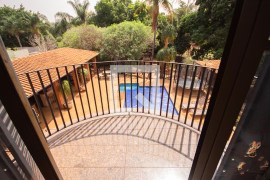 Sacada do Quarto 2 de casa para alugar com 5 quartos, 450m² em Republica, Ribeirão Preto
