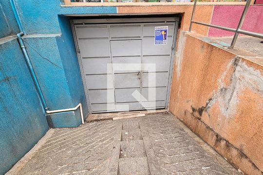 Fachada de casa para alugar com 2 quartos, 125m² em Parque Císper, São Paulo