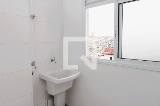 Área de Serviço de apartamento para alugar com 2 quartos, 47m² em Vila Medeiros, São Paulo