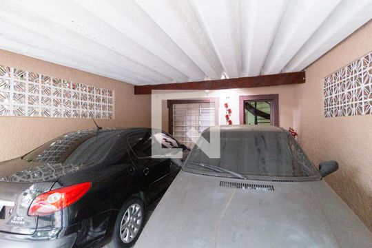 Garagem de casa à venda com 2 quartos, 125m² em Presidente Altino, Osasco