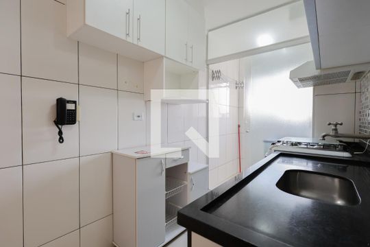 Cozinha de apartamento para alugar com 3 quartos, 67m² em Vila Nova Cachoeirinha, São Paulo