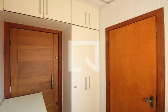 Área de serviço de apartamento à venda com 3 quartos, 105m² em Colégio Batista, Belo Horizonte