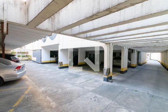 Área comum de apartamento para alugar com 2 quartos, 72m² em Vila Zanardi, Guarulhos