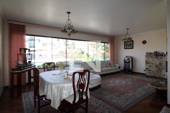 Sala de casa à venda com 6 quartos, 462m² em Jardim Franca, São Paulo