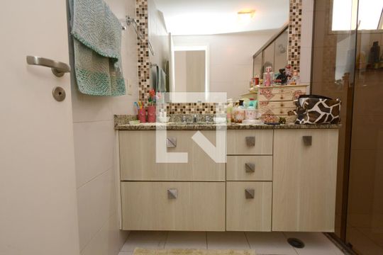 Banheiro da Suíte 1 de apartamento à venda com 4 quartos, 140m² em Vila Constancia, São Paulo