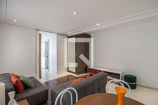sala de estar e jantar compartilhadas_2 de apartamento à venda com 1 quarto, 46m² em Aclimação, São Paulo
