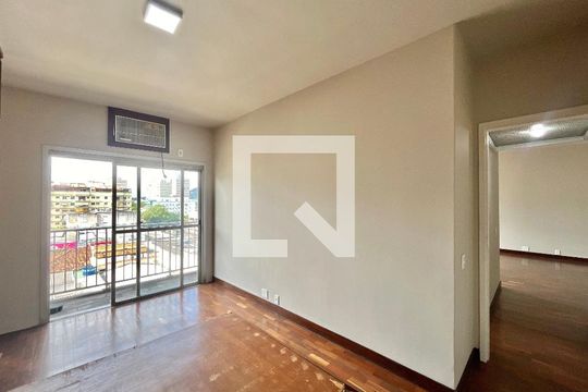 Suíte de apartamento para alugar com 2 quartos, 95m² em Freguesia (jacarepaguá), Rio de Janeiro