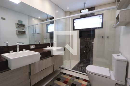 Banheiro da Suíte 1 de casa à venda com 5 quartos, 325m² em Sítio da Figueira, São Paulo