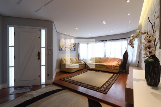 Casa à venda com 5 quartos, 325m² em Sítio da Figueira, São Paulo