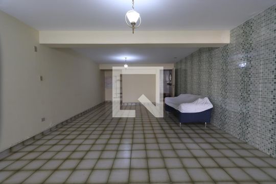 Área comum de casa à venda com 3 quartos, 250m² em Vila Zelina, São Paulo