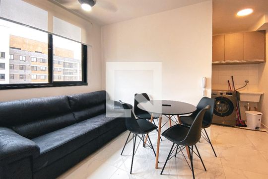 Sala de apartamento para alugar com 2 quartos, 34m² em Butantã, São Paulo